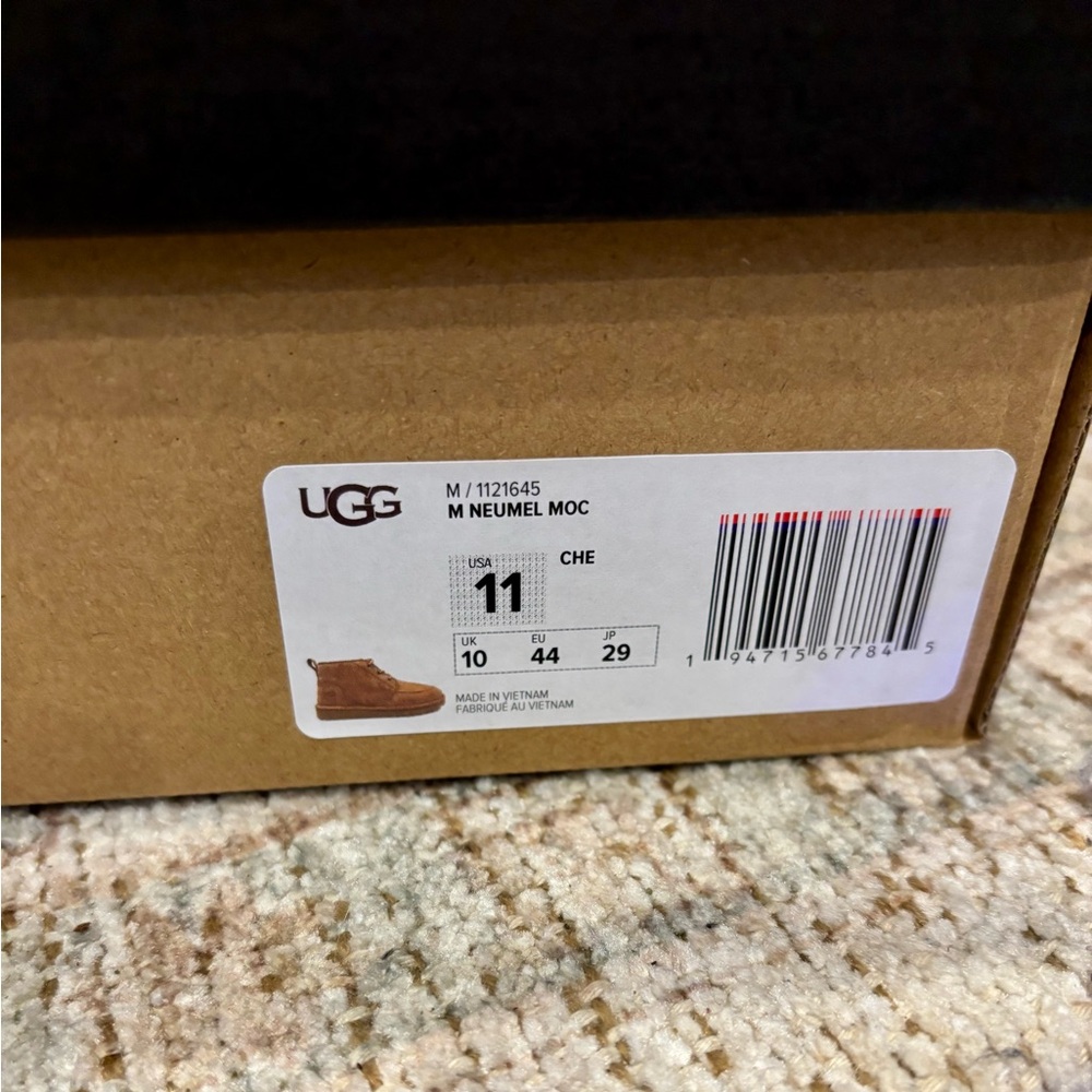 UGG chestnut neumal boots - Picture 4 of 4